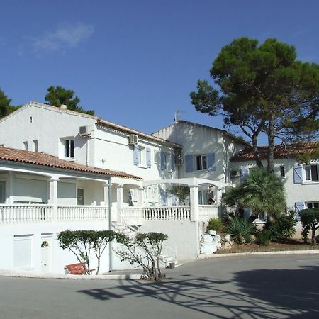 Le Sarac Hotel Clermont-lʼHérault エクステリア 写真