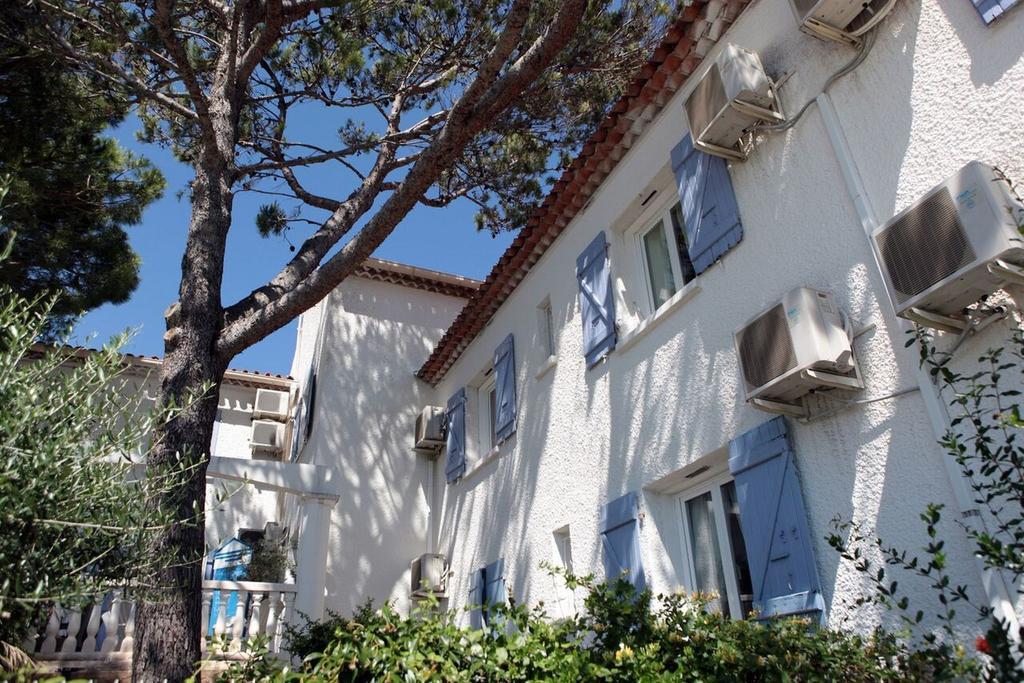 Le Sarac Hotel Clermont-lʼHérault エクステリア 写真