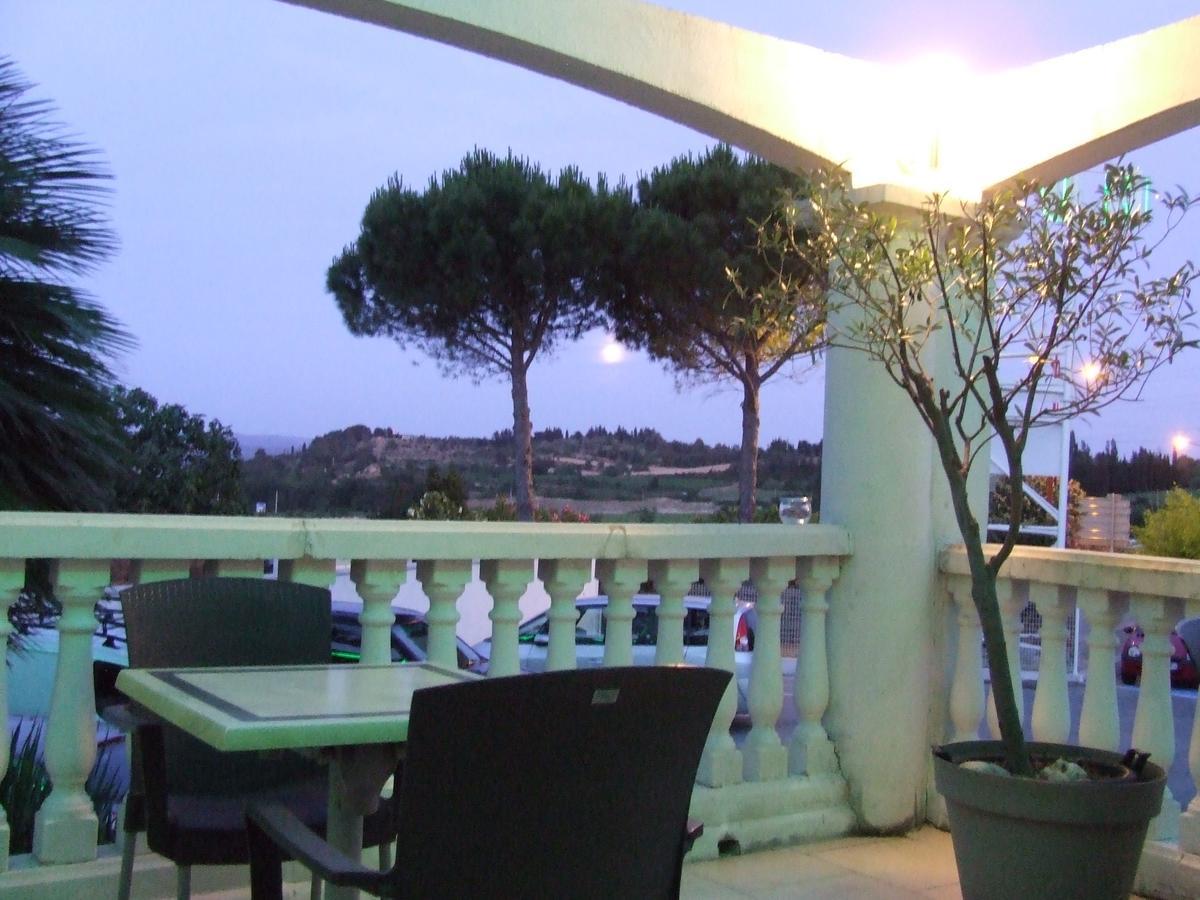 Le Sarac Hotel Clermont-lʼHérault エクステリア 写真